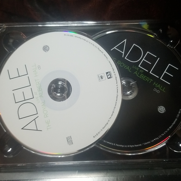 Adele 2pack DVD collection - Picture 13 of 15